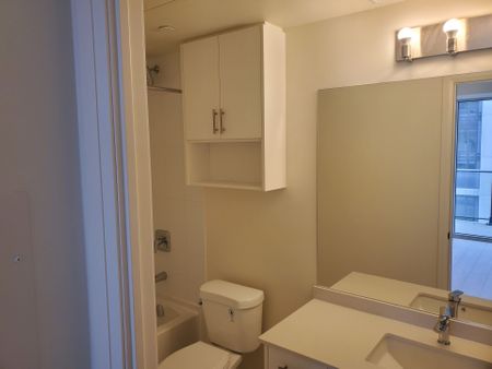 For Lease - 8960 Jane Street Unit# 2518, Vaughan, Ontario - Photo 2