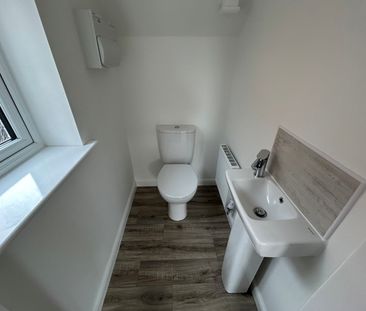 3 bedroom detached house to rent - Photo 6
