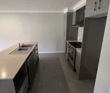 Your New Family Home is Waiting for You - Photo 5