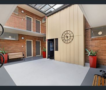 7/561 Crown St, Surry Hills, NSW 2010 - Photo 1