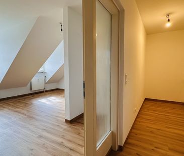 Ganz oben wohnen!Apartment mit EBK direkt an der Hallerwiese! - Foto 1