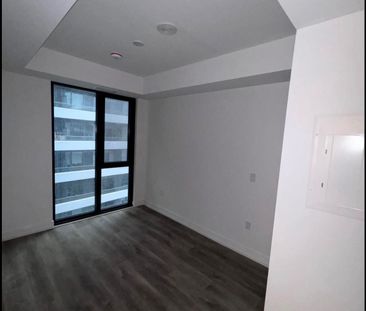 For Lease - 1 Jarvis Street Unit# 723, Hamilton, Ontario - Photo 3