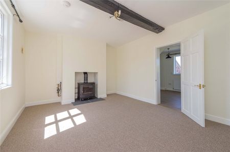 2 Parton Wood, Winnington - Photo 2