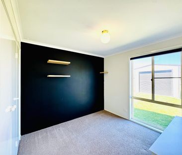 10 Hunt Avenue, Armidale, NSW 2350 - Photo 6