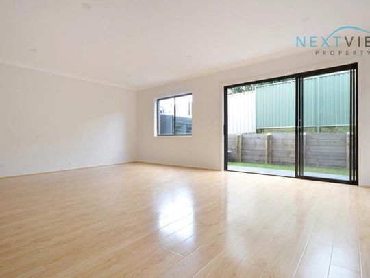 9/141 Lake Road, Elermore Vale NSW 2287 - Townhouse For Rent | Domain - Photo 1