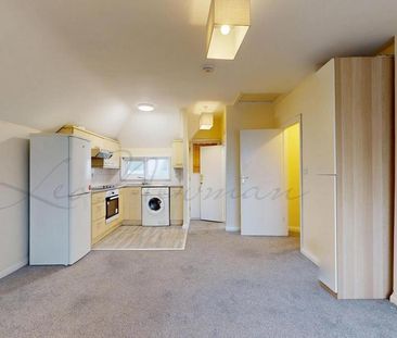 Studio to rent - Photo 6