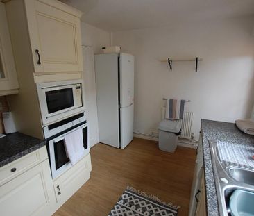 3 bedroom bungalow to rent - Photo 4