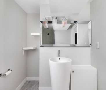 21 Vinci Crescent apartment — Toronto, ON (1-Bedroom) - 1 Bedroom - Photo 1