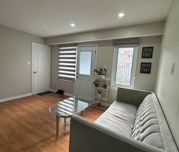 For Lease - 7255 Dooley Drive Unit# 56, Mississauga, Ontario - Photo 2