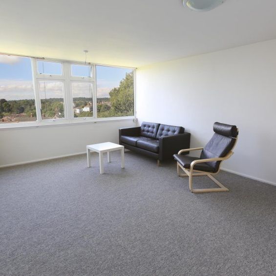 2 Bed Flat - Photo 1