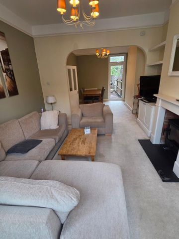 4 bedroom terraced house to rent - Photo 2