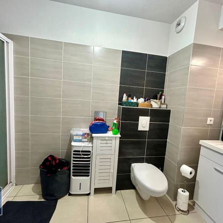 Location Appartement 1 pièce 23m² BOUJAN SUR LIBRON 34760 - Photo 3