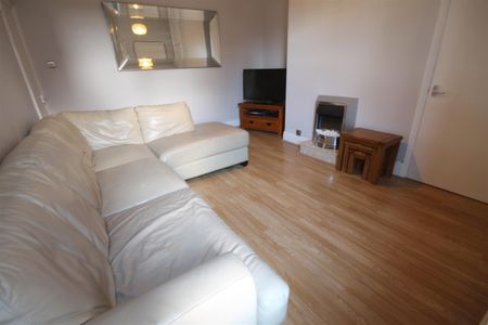 Bayswater Road, Newcastle Upon Tyne - Photo 3