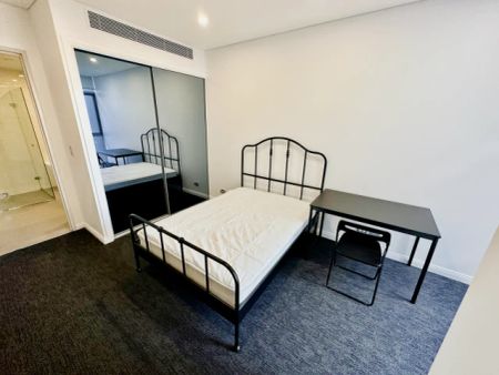 2 STUDIO DRIVE, Sydney - Photo 5