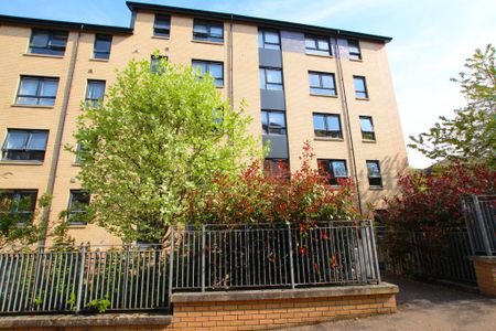 Oban Drive, North Kelvinside, Glasgow - Photo 2