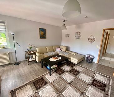 Großzügige 4-Zimmer-Wohnung in zentraler Lage von Marklohe! - Photo 1