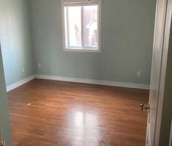 Big One Bedroom For Rent - Photo 2