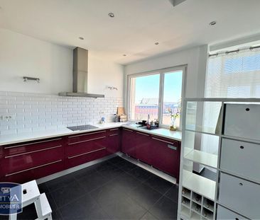 Location Appartement 4 pièces 136m² LILLE 59000 - Photo 5