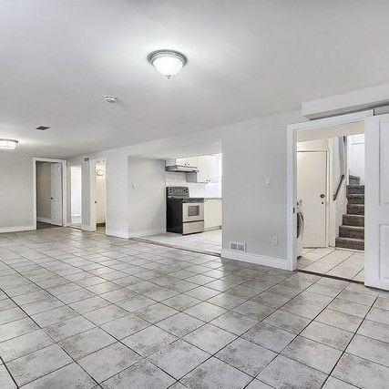 For Lease - 1 Napier Street, Barrie, Ontario - Photo 1