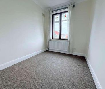 Surbiton, Surrey, KT6 - Photo 1