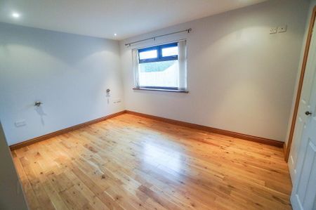 86a Larne Road, Carrickfergus, BT38 7NA - Photo 4