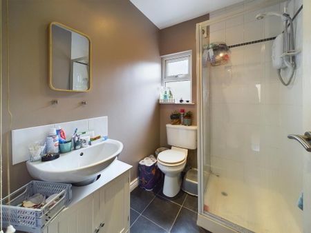 Apt 4 Belgravia House, 2a Belgravia Avenue, Belfast, BT9 7BJ - Photo 2