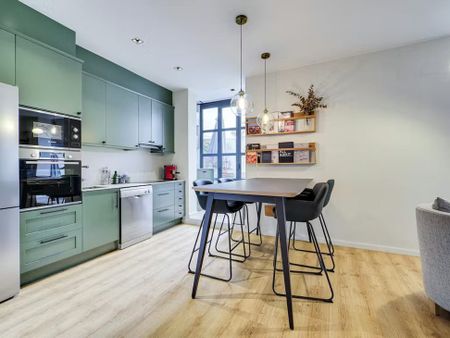 Carrer de Villarroel, Barcelona, Catalonia 08011 - Photo 3