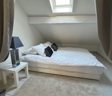 Charming penthouse well located in the old town - Foto 1