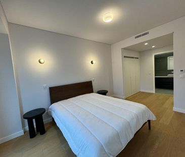 2 room luxury Flat for rent in Lisbon, Portugal - Photo 4