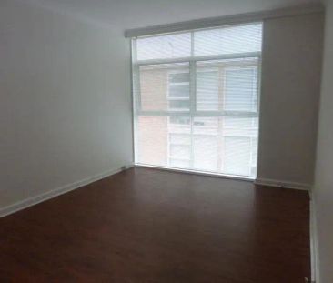 “EASY LIVING, GREAT LOCATION!” - Photo 3