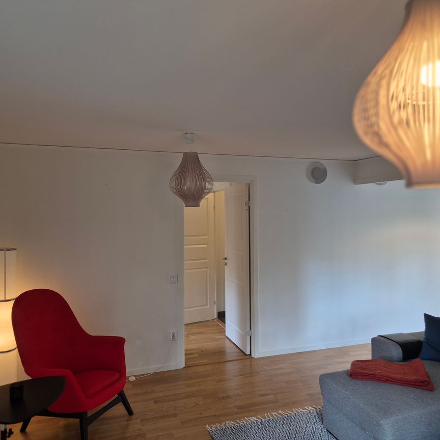 Hasselgränd, Upplands Väsby - Foto 1