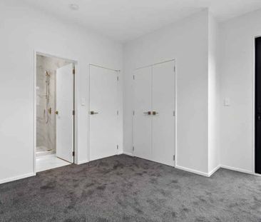 Pukekohe, 3 bedrooms - Photo 2