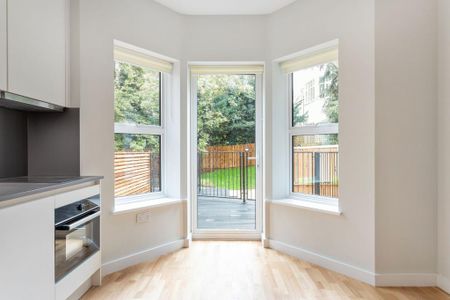 Ground floor flat to rent - Photo 5