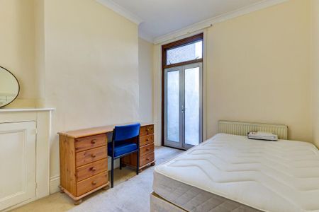 6 bedroom house to rent - Photo 4