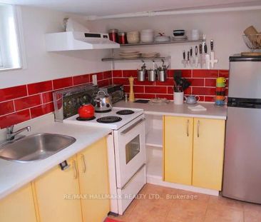 266 Westmoreland Avenue #Bsmt - Photo 6