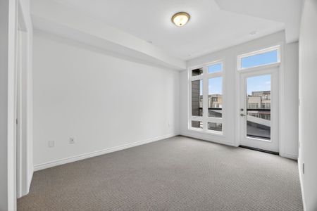 For Lease - 6 Wyn Wood Lane, Orillia, Ontario - Photo 5