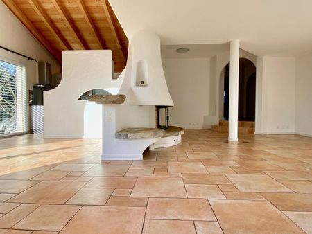 Rent – Spacious 4.5 room apartment with large private garden in Bramois - Foto 4