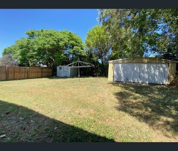 17 Edgar Street, Eastern Heights, Qld 4305 - Photo 2