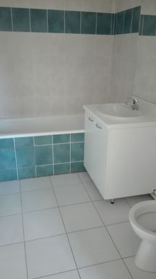 Joli T2 en Résidence avec terrasse et parking - Photo 1