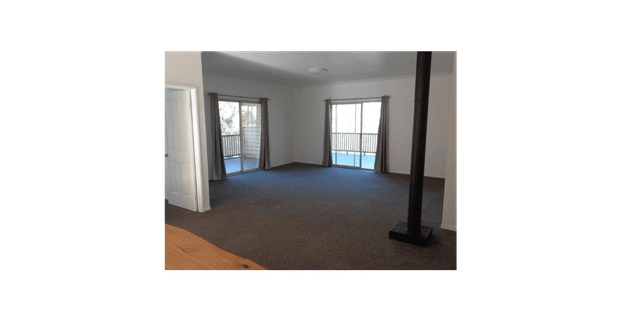 Spacious home for those who love country living - yet close to Toowoomba - Photo 1