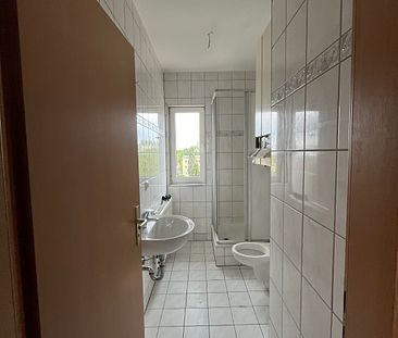 Helle Dachgeschoss-Wohnung | ab sofort bezugsfrei - Photo 4