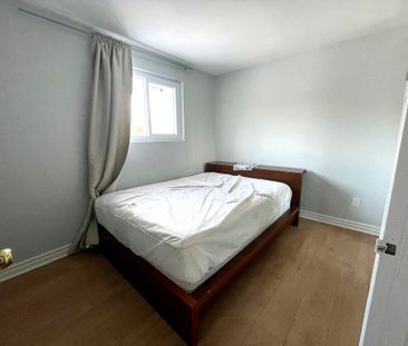 For Lease - 184 Hollyberry Trail, Toronto, Ontario - Photo 3