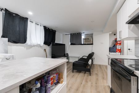 630 18e Avenue, #B - Photo 3