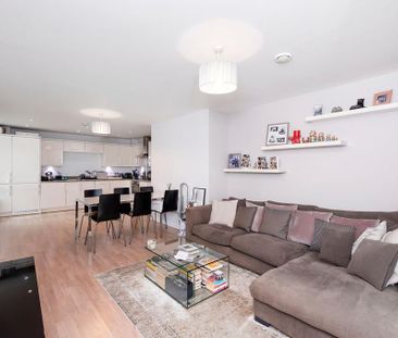 2 bedroom apartment to rent - Photo 3