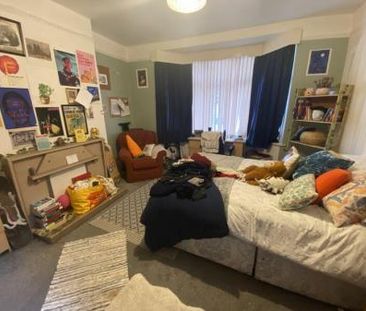 Harlaxton Drive, Lenton, Nottingham, NG7 - Photo 6