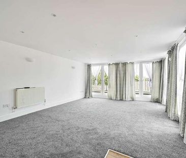 Birdhurst Rd, London, Colliers Wood, Sw, London, SW19 - Photo 1