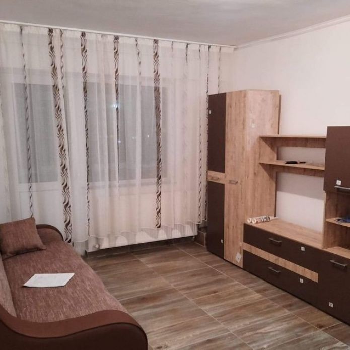 Garsoniera pe Bulevardul Basarabia - Fotografie 1