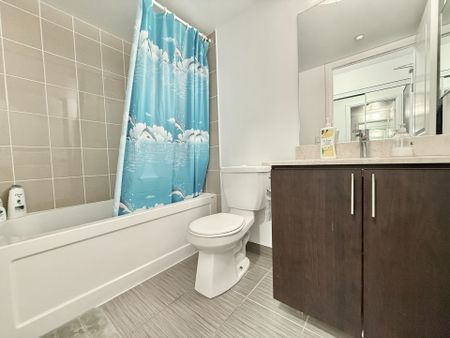 For Lease - 370 Highway 7 N/A Unit# 825, Richmond Hill, Ontario - Photo 4