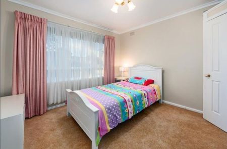 12 Glenice Street, Greensborough - Photo 4