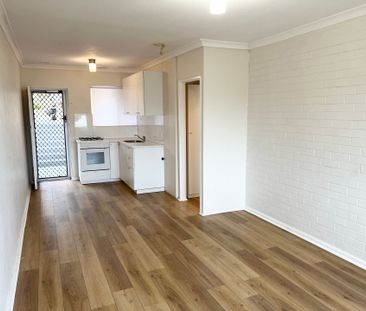 Victoria Park - Photo 6